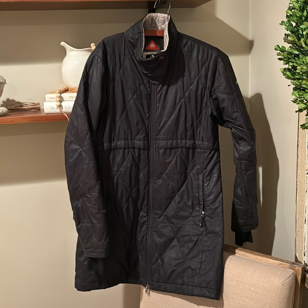 Columbia sportswear Company: Omni heat coat. Black. Women’s medium.